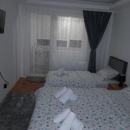 Holiday Apartaments 2 Ni 外观 照片